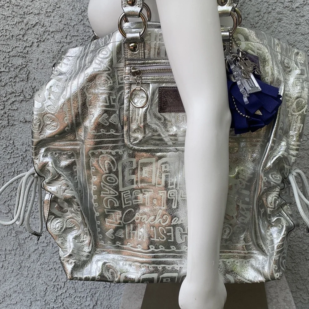 Vintage Y2K RARE Silver Metallic Coach Poppy Signature Shoulder Bag Purse XL - Picture 2 of 16